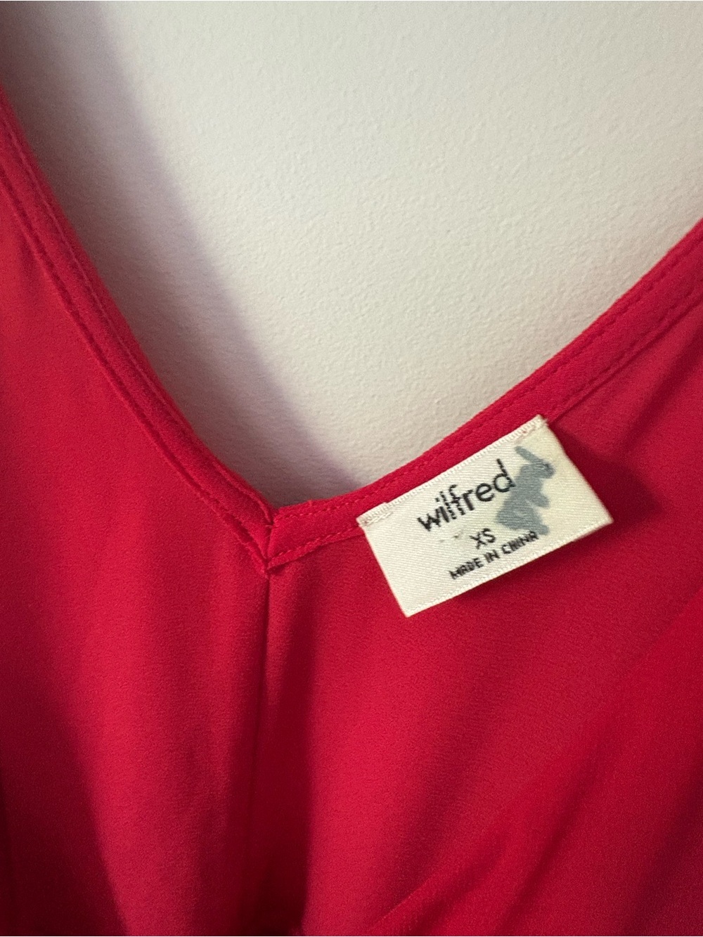 Aritzia Wilfred Beaune Pleated Wrap Midi Dress Red XS - Picture 9 of 12